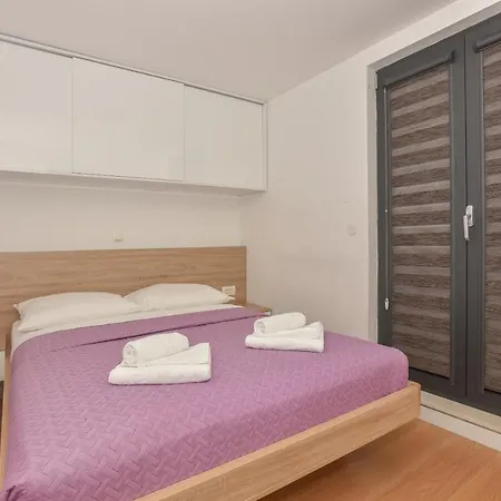 Apartments Touristik Apartment Makarska